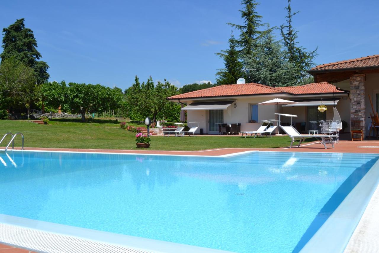 Villa Josephine San Felice del Benaco Exterior foto